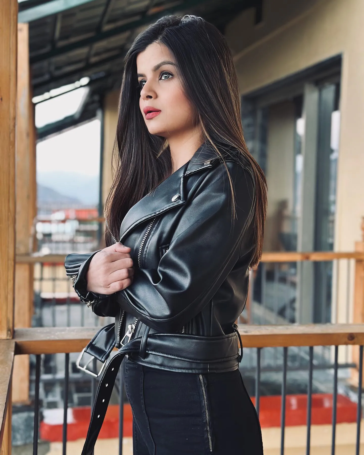 Krutika Ojha - krutika-ojha-sexy-30.webp